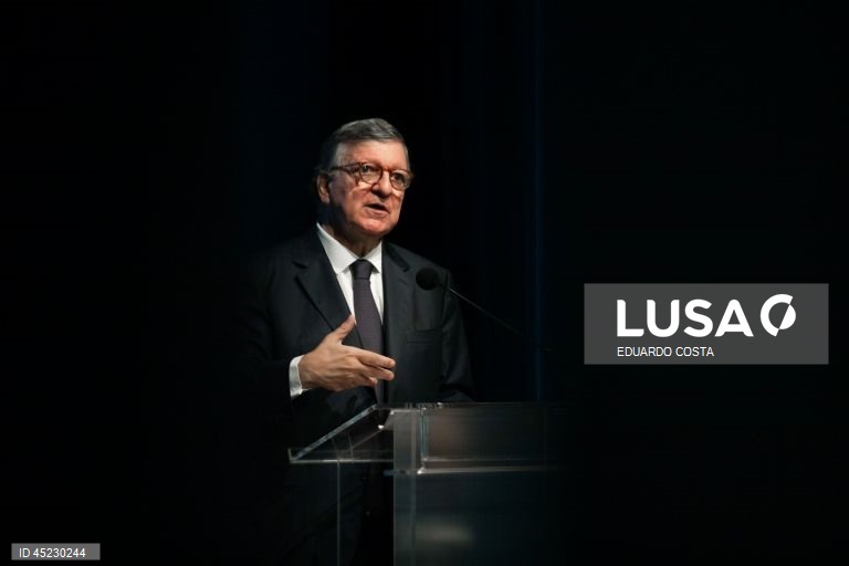 Durão Barroso diz que Morais Sarmento “vai fazer muita falta” à vida política