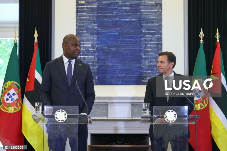 Mozambique President Daniel Chapo visits Lisbon