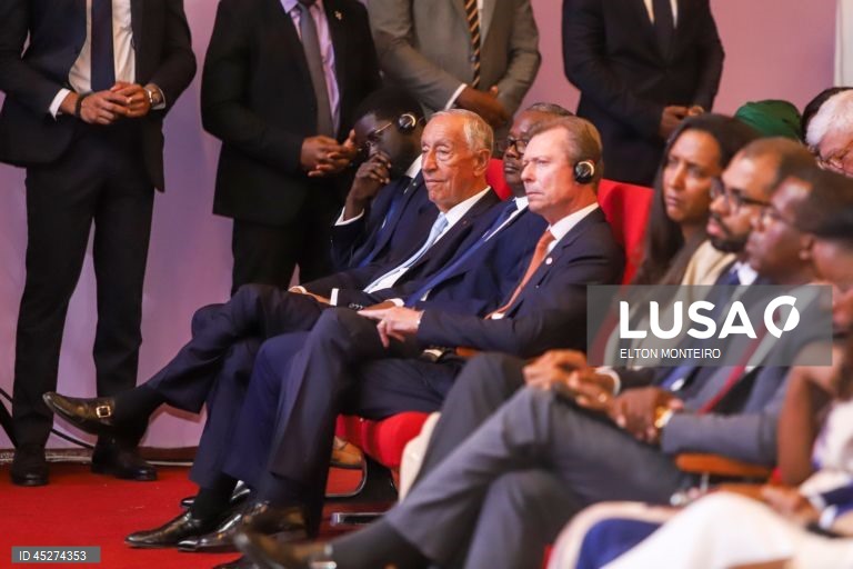 Marcelo chega a São Tomé para comemorações da independência