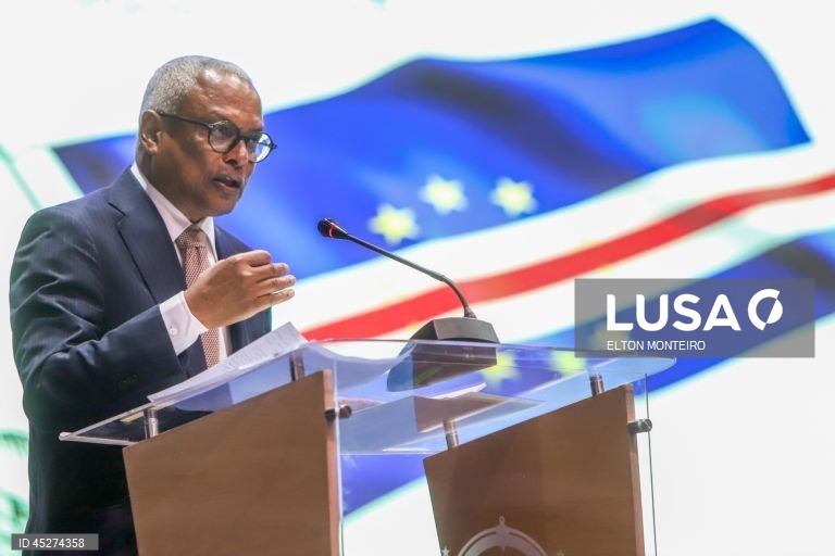 PR cabo-verdiano enaltece 50 anos do país e relação com Portugal