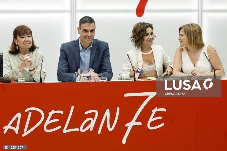 Sánchez no parlamento espanhol para dar explicações sobre corrupção no PSOE