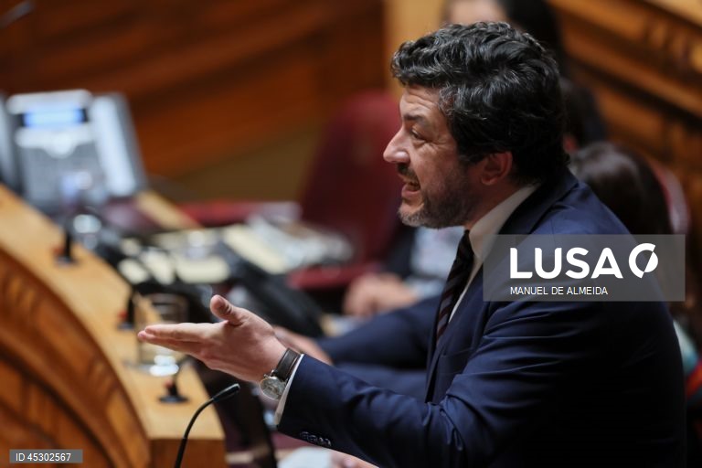 PS quer eliminar prazos para reagrupamento de menores, cônjuge e pessoas dependentes
