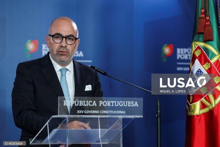 Governo espera ter reprivatização da TAP concluída no prazo de um ano
