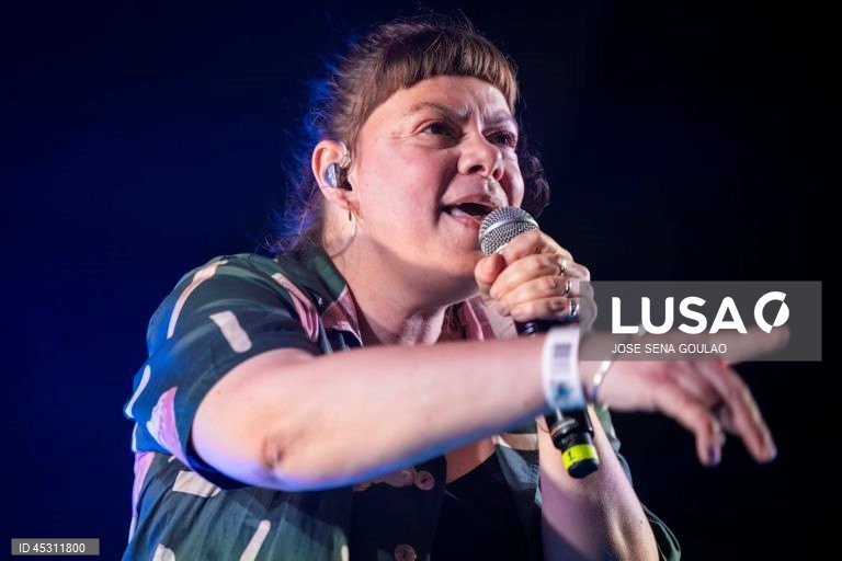 Capicua, Carminho e Dino DSantiago na programação do Centro Cultural de Paredes em 2026