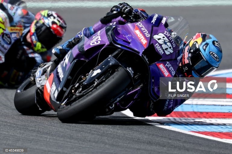 Miguel Oliveira em 17.º no GP da República Checa e Marc Márquez mais líder