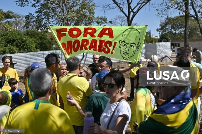 Políticos bolsonaristas vão promover destituição do juiz Alexandre de Moraes