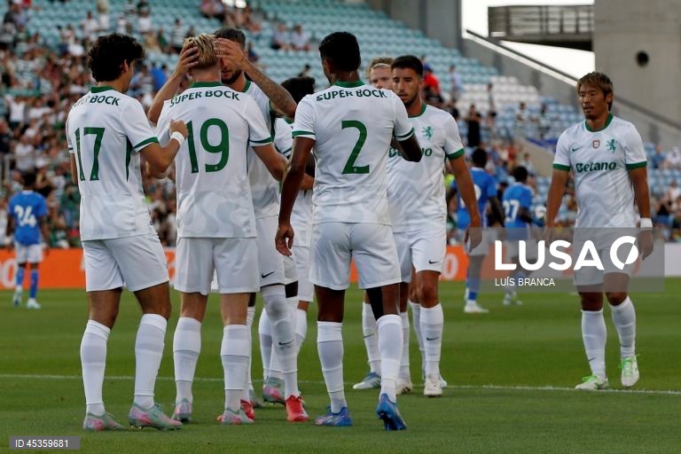 Sporting ainda em ritmo de pré-época bate Sunderland no Algarve