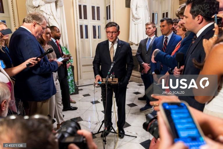 Líder da Câmara de Representantes bloqueia votação sobre caso Epstein proposta por republicanos