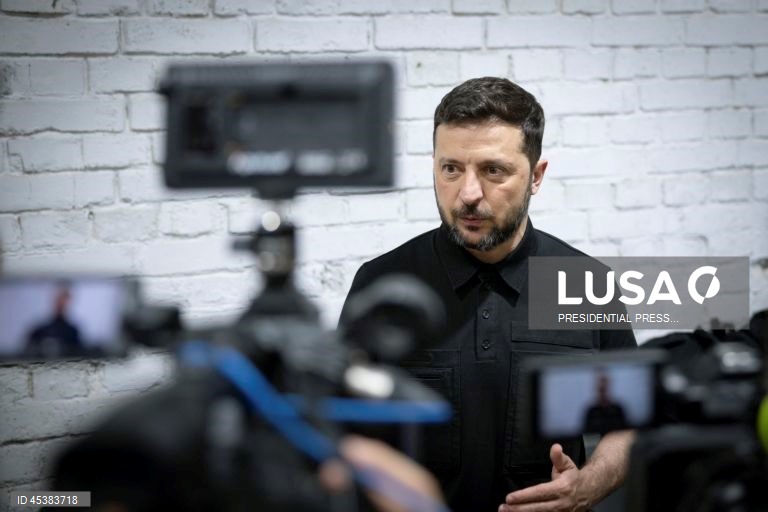 Zelensky pede a Trump para não ceder a exigências de Putin