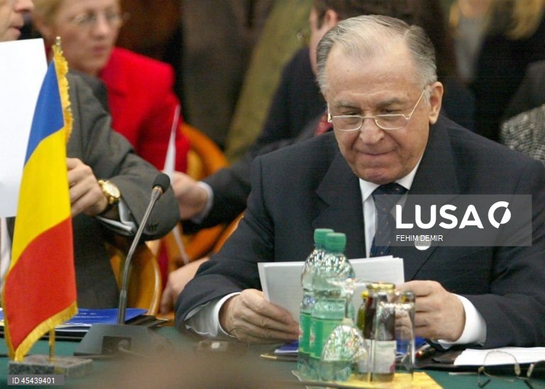Ion Iliescu dies aged 95