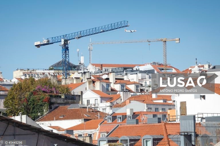 Sauditas interessados em investir na habitação e turismo em Portugal