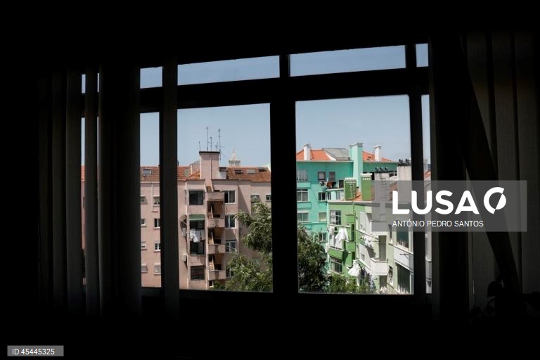 Mais de 129.600 inquilinos recebem apoio à renda em setembro com retroativos a janeiro