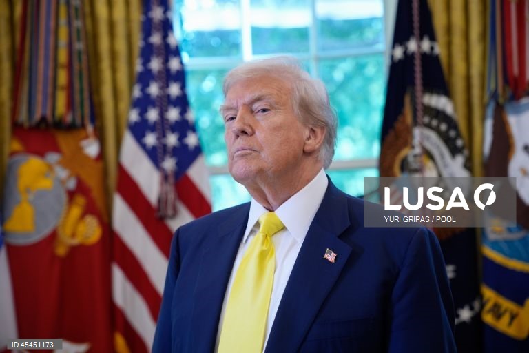 Trump anuncia encontro com Putin a 15 de agosto no Alasca