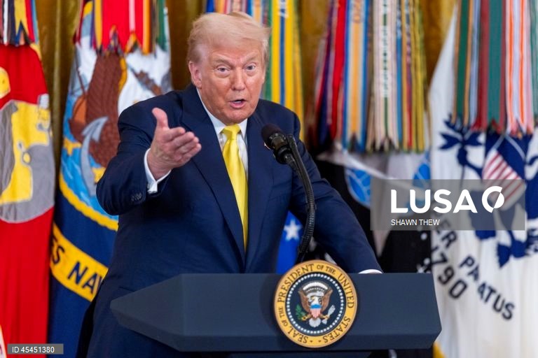 US President Trump delivers remarks to honor National Purple Heart Day