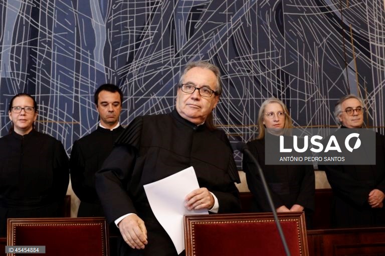 Tribunal Constitucional chumba lei dos estrangeiros
