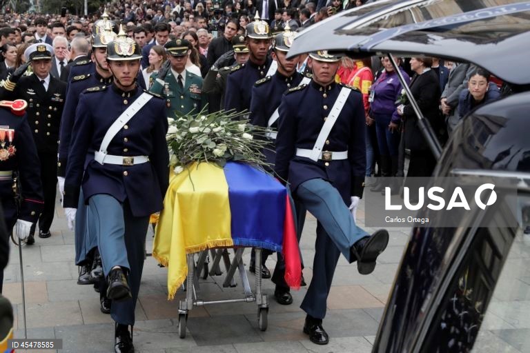Tribute held in Bogota for slain candidate Miguel Uribe Turbay