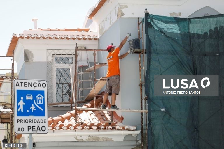 Portugal é o quarto país da UE com jornadas de trabalho mais longas em 2024