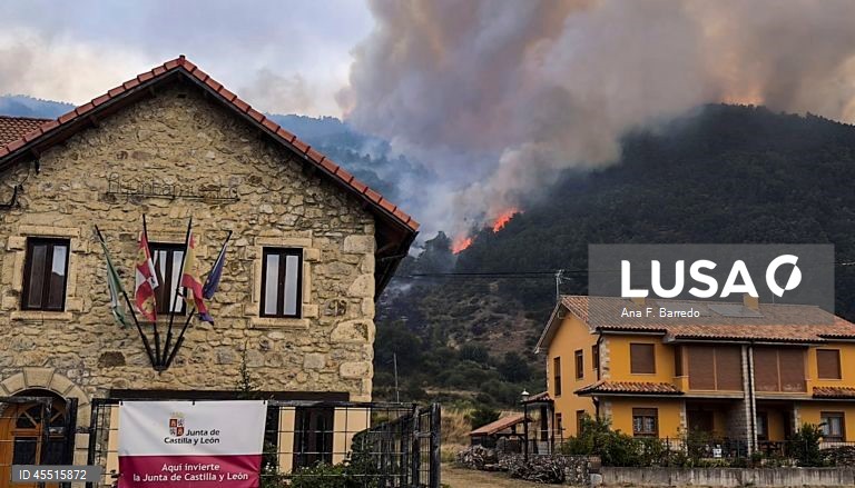 Espanha continua com 14 incêndios graves e centenas de desalojados