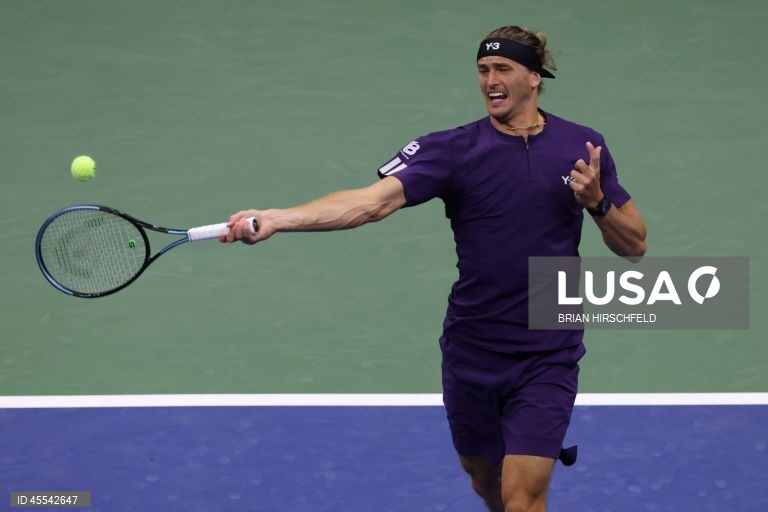 Alexander Zverev derrota Alejandro Tabilo e segue para segunda ronda do US Open