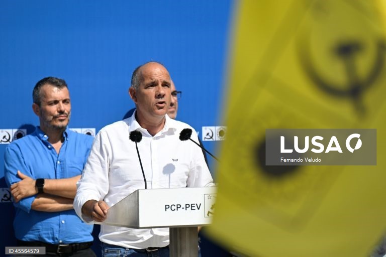 Líder do PCP insiste que salários baixos expõem o país à inflação