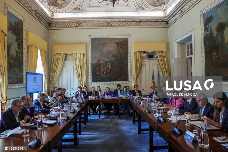 UGT e CIP dizem que Governo vai rever regras da amamentação e luto gestacional