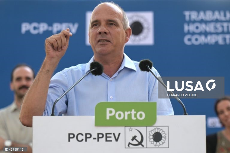 PCP diz que Governo é responsável por milhares de barracas