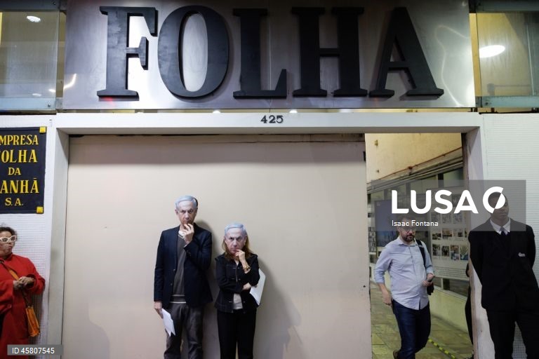 People protest in Sao Paulo in support of the Palestinian people