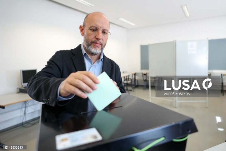 Rui Tavares diz que “ninguém se deve demitir” de participar nas eleições autárquicas