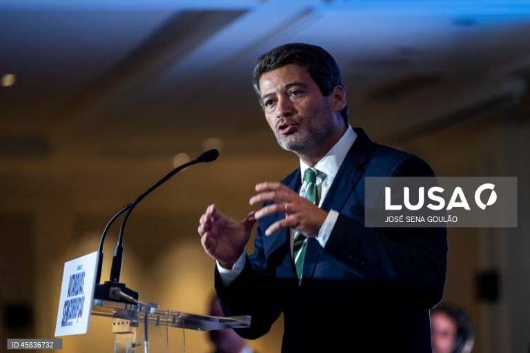 Ventura pede acordo parlamentar para que não haja desinvestimento na saúde