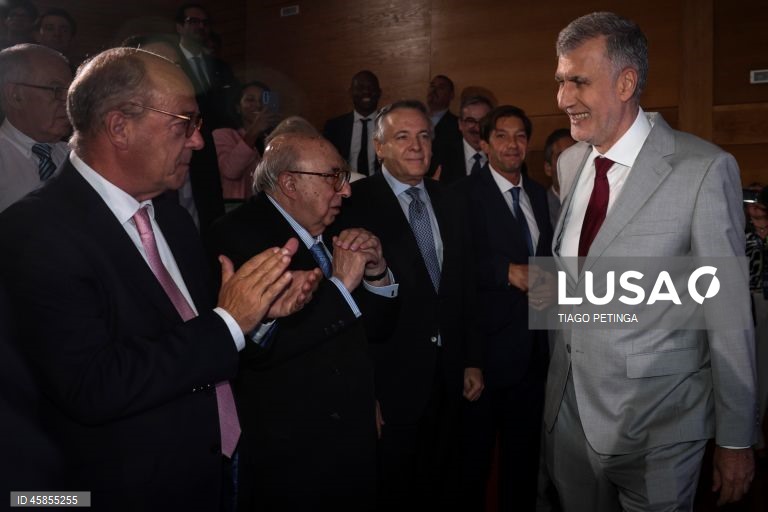 Apresentação do manifesto de apoio à candidatura de Henrique Gouveia e Melo à Presidência da República