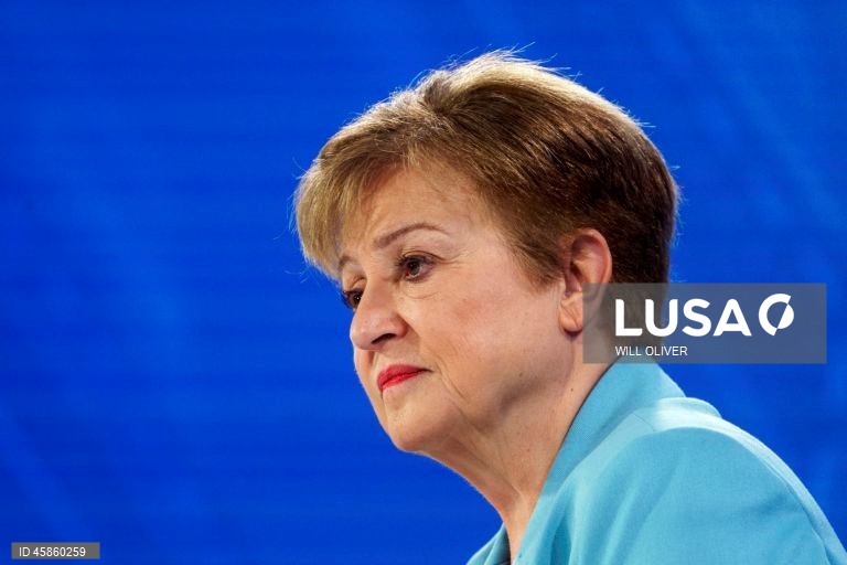Diretora do FMI insta a pensar “no impensável” e preparar respostas