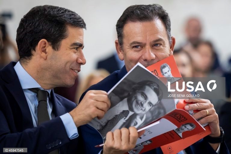 Montenegro afirma liderança do Governo e do PSD como Sá Carneirista