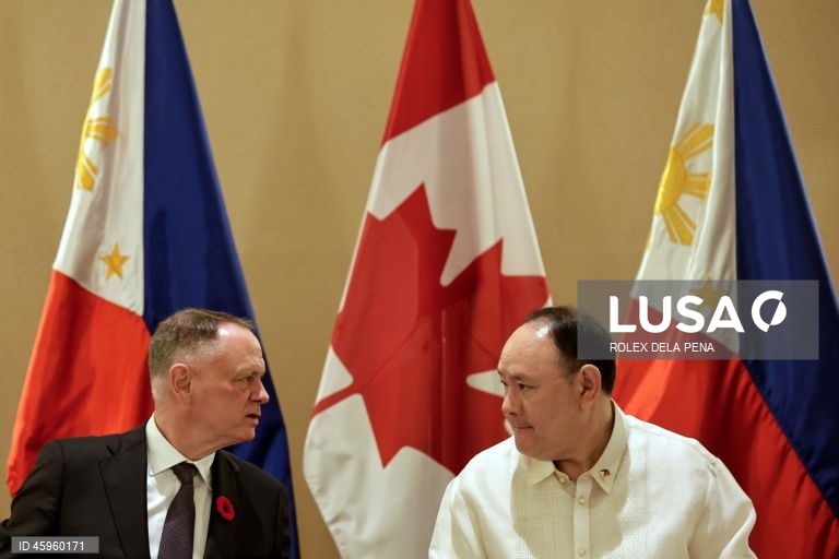 Filipinas e o Canadá assinaram acordo que reforça cooperação na área da defesa
