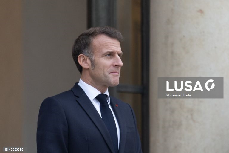 Macron passa por Angola para cimeira UE-UA em novo périplo africano