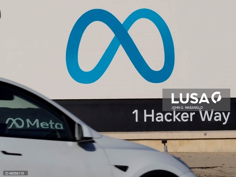 Meta compra empresa norte-americana que desenvolveu pendente ligado à IA