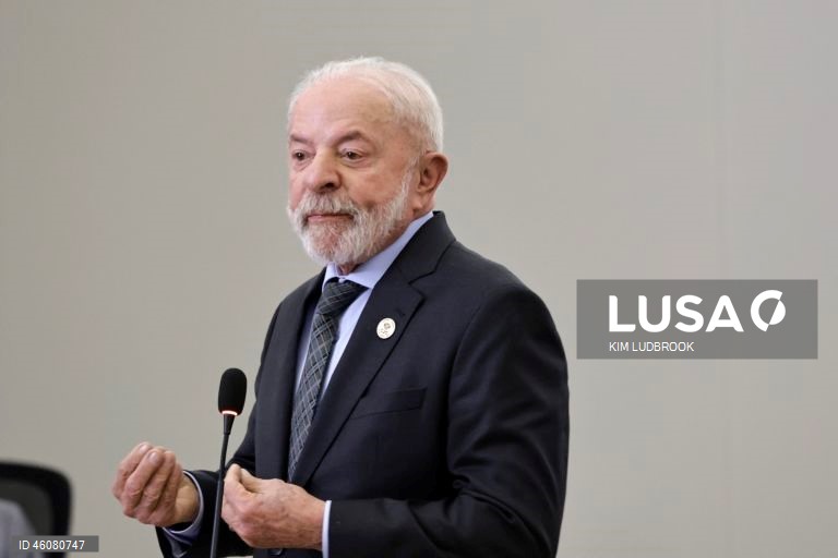 Lula da Silva anuncia investimento de 2.000 ME na maior refinaria do Brasil