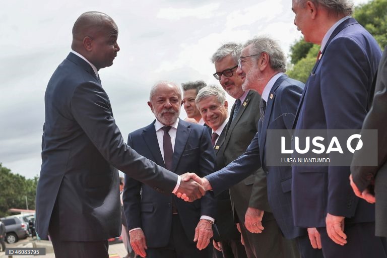 Mozambique/Brazil: Governments sign nine accords during presidential visit