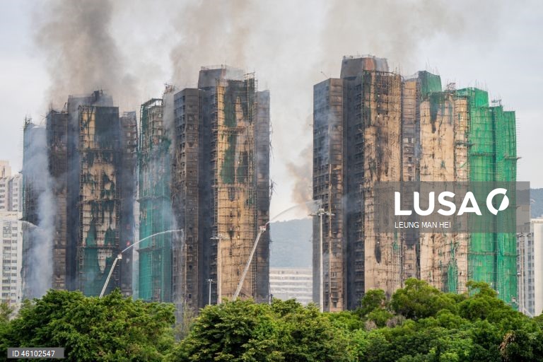 Detidos líderes do complexo atingido por incêndio em Hong Kong