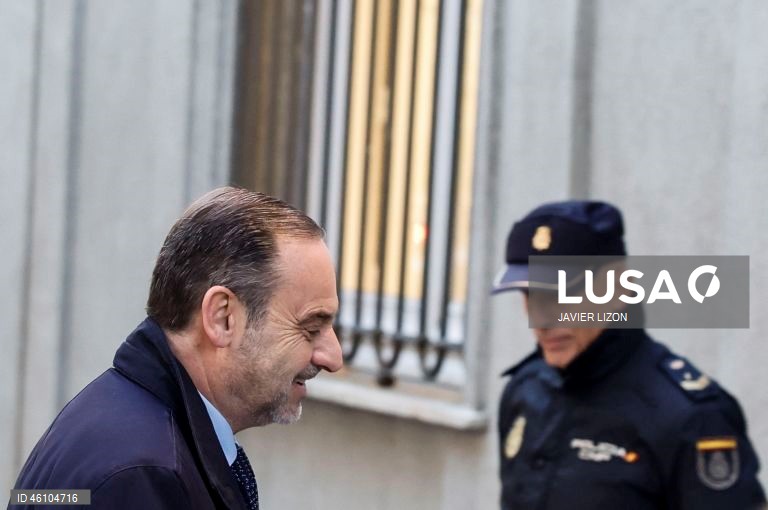 Ex-ministro de Sánchez começa a ser julgado por corrupção
