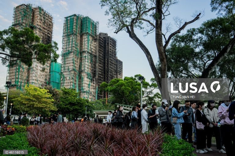 Hong Kong anuncia investigação independente a incêndio e mantém eleições