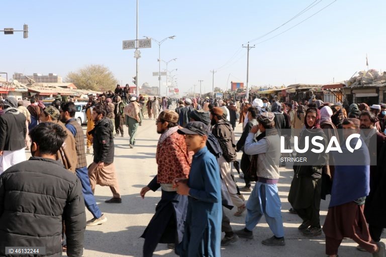 ONU pede 250 milhões de euros para ajudar afegãos repatriados