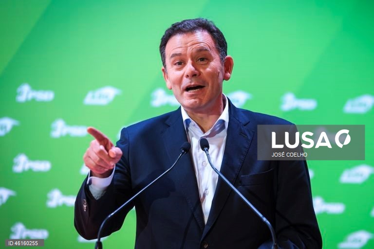 “Não haverá favoritismo” do chefe de Estado a qualquer partido - Montenegro