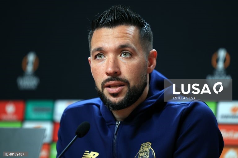 LE: Farioli pede “muita concentração” e alerta para última bala do Malmö