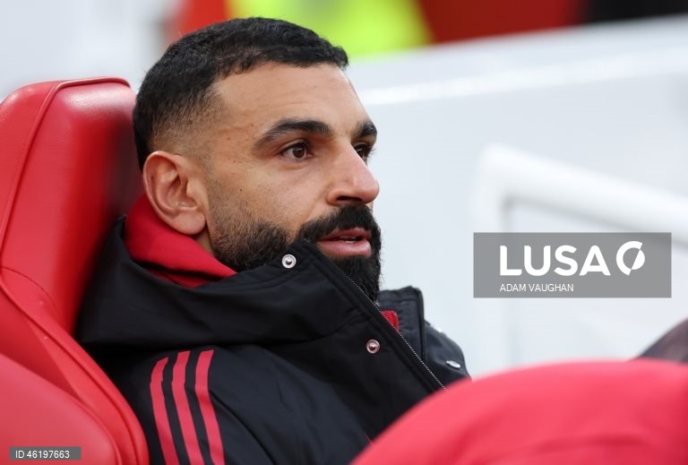 Salah pediu desculpa aos colegas do Liverpool após ter criticado clube e treinador