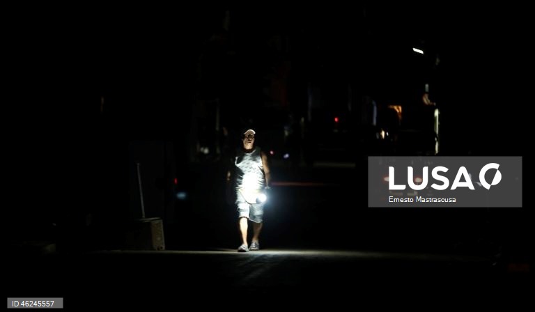 Cuba sofre novo apagão nacional, o segundo numa semana