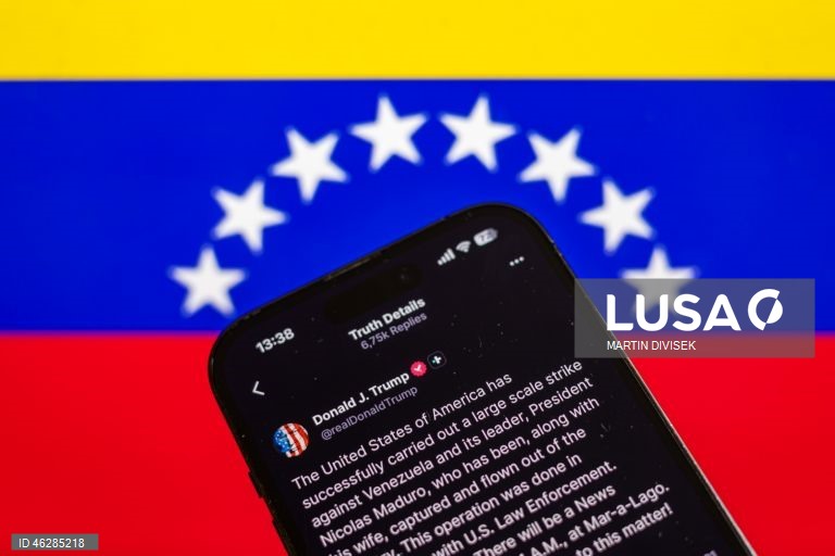 Justiça argentina pede a EUA extradição de ex-presidente venezuelano Nicolás Maduro