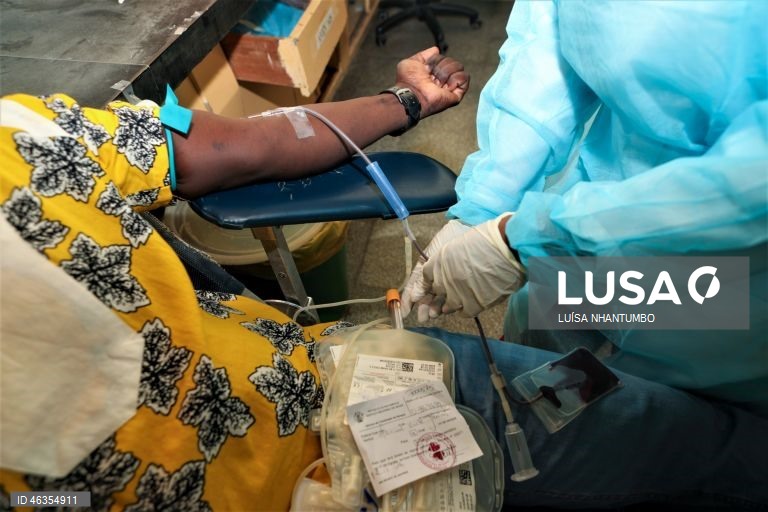 Governo moçambicano aguarda “elementos concretos” sobre eventual crise na saúde