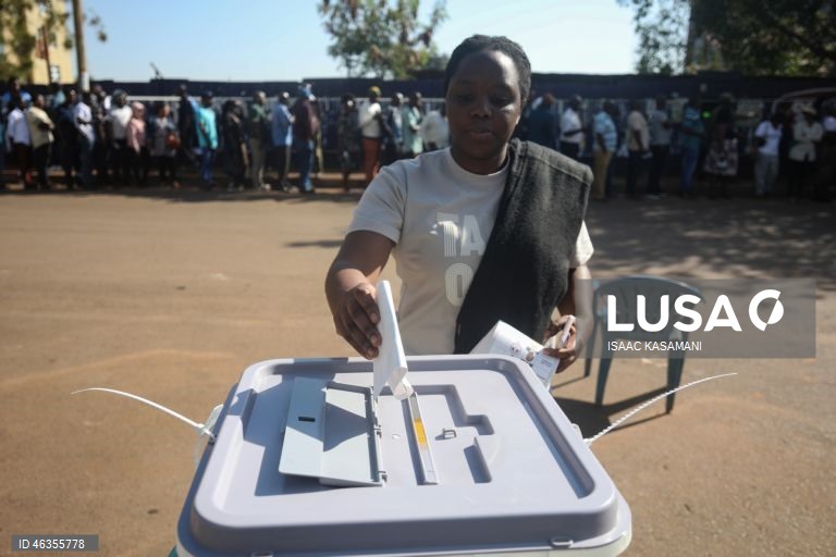 Uganda holds presidential elections