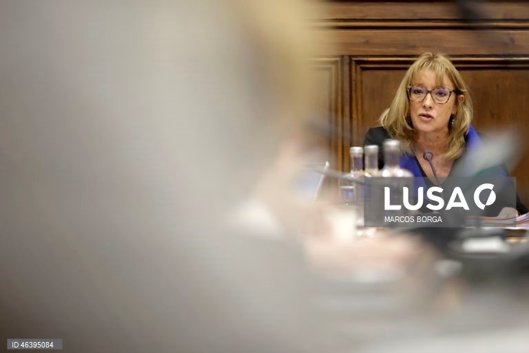 Governo reúne-se com patrões e UGT para discutir pacote laboral