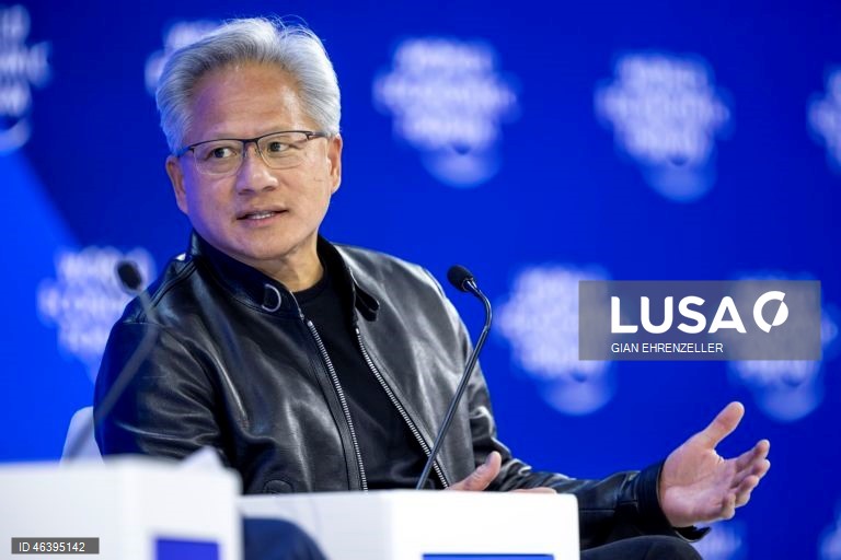 CEO da Nvidia prevê que procura por IA duplique capacidade da TSMC na próxima década